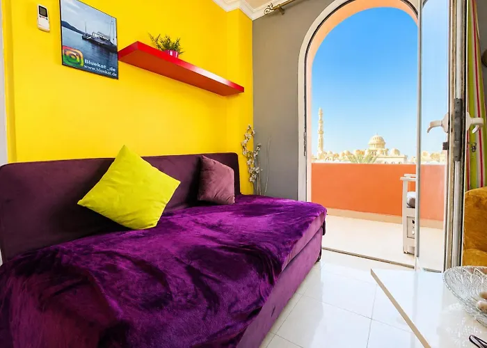 Apartment For Rent In Marina Sea View Private Panoramic Rooftop Terrace *